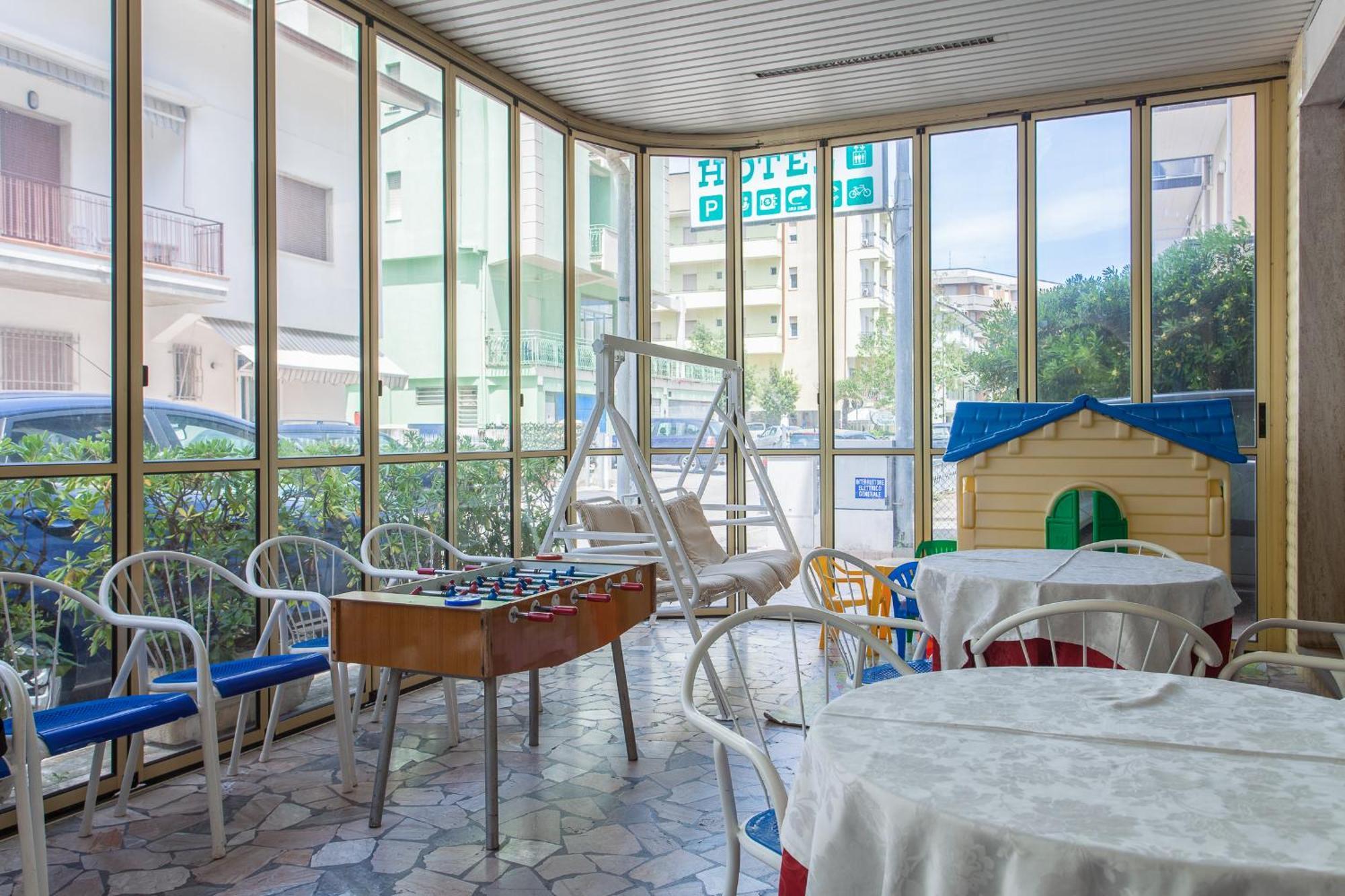 Hotel Luca فالفيردي المظهر الخارجي الصورة